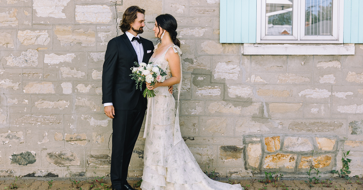 This Couple's Bridgerton-Vibes Wedding Was Simply Stunning