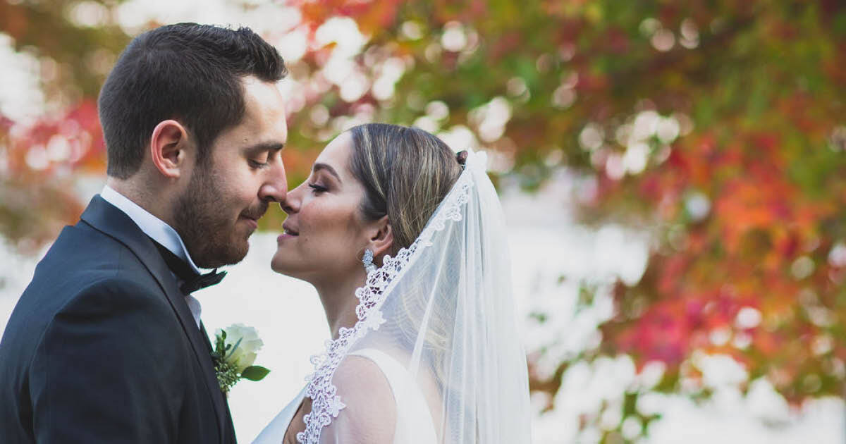 This Couple's Intimate Autumn Wedding Is Pure Romance